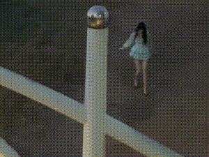 在桥上看美女，也是别有风味‍‍‍‍‍‍‍‍‍